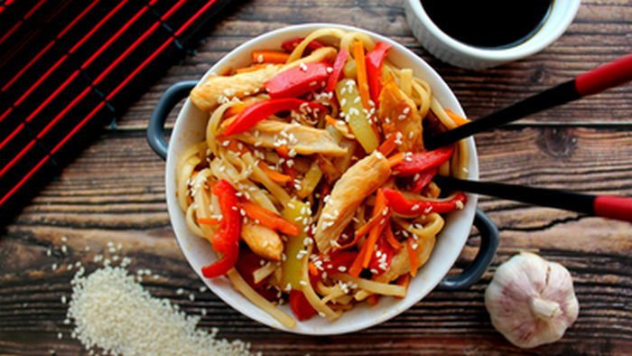 Куриное филе с овощами и сыром: рецепт сытного блюда на ужин Куриное филе с овощами и сыром: рецепт сытного блюда на ужин