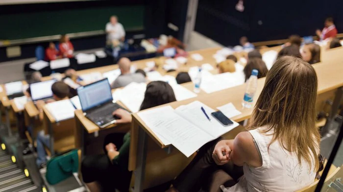 Современные тренды в образовании: обучение за границей и его эффективность Современные тренды в образовании: обучение за границей и его эффективность