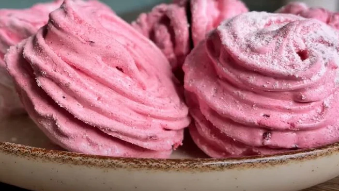 Вкуснее магазинного: как приготовить ягодный зефир дома за 10 минут Вкуснее магазинного: как приготовить ягодный зефир дома за 10 минут