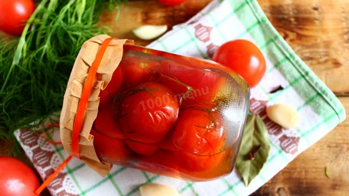 На вкус как бочковые: рецепт соления помидоров в банке На вкус как бочковые: рецепт соления помидоров в банке