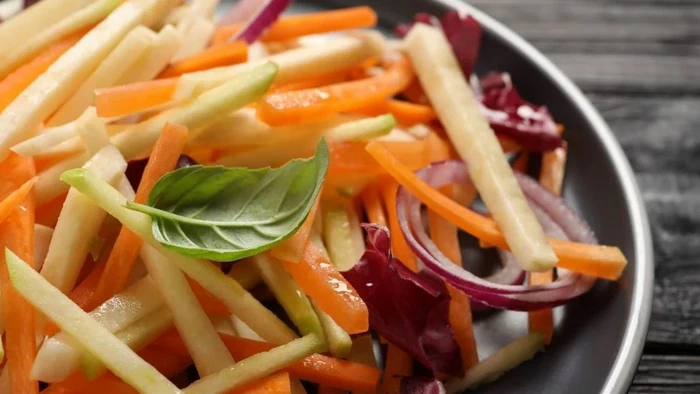 Рецепт салата из черной редьки и моркови Рецепт салата из черной редьки и моркови