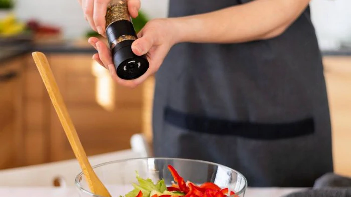 Как спасти еду, в которой очень много перца: не все знают об этих хитростях Как спасти еду, в которой очень много перца: не все знают об этих хитростях