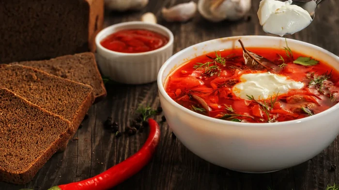 Неожиданные ингредиенты: как приготовить постный полесский борщ по интересному рецепту