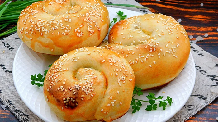 Постные вертуты с капустой: рецепт украинской выпечки Постные вертуты с капустой: рецепт украинской выпечки