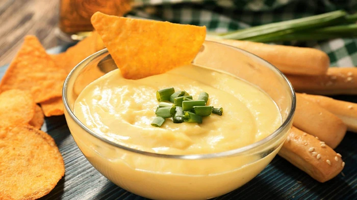 Рецепт сырного соуса из трех ингредиентов Рецепт сырного соуса из трех ингредиентов