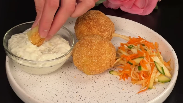 Вкуснее картошки фри: золотистые шарики, которые «разлетаются» со стола