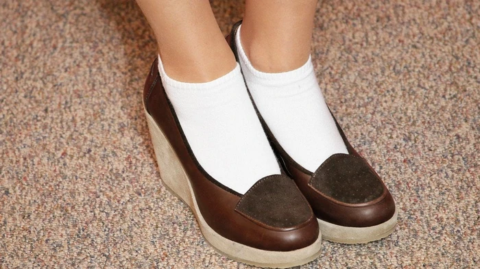 Как сохранить белоснежность носков без использования отбеливателя