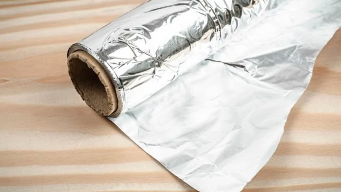 6 вещей, для которых не стоит использовать алюминиевую фольгу 6 вещей, для которых не стоит использовать алюминиевую фольгу