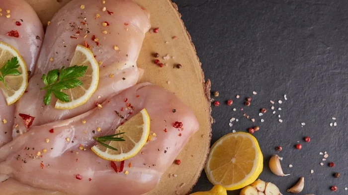 Как правильно сварить идеальное куриное филе: простой совет от шеф-повара Как правильно сварить идеальное куриное филе: простой совет от шеф-повара