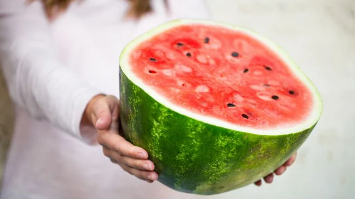 Действительно ли кожуру от арбуза можно есть? Ответ удивит