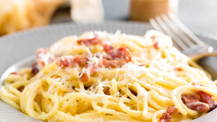 Вкуснейшая паста карбонара как в ресторане: шеф-повар поделился простым рецептом Вкуснейшая паста карбонара как в ресторане: шеф-повар поделился простым рецептом