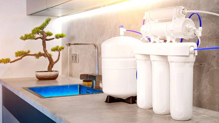 Фильтрация воды с помощью обратного осмоса: насколько она эффективна Фильтрация воды с помощью обратного осмоса: насколько она эффективна