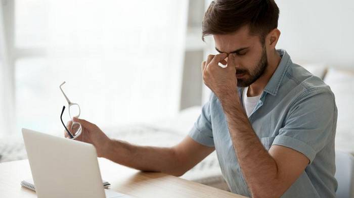 Вред гаджетов для зрения: насколько он значительный и как его уменьшить Вред гаджетов для зрения: насколько он значительный и как его уменьшить