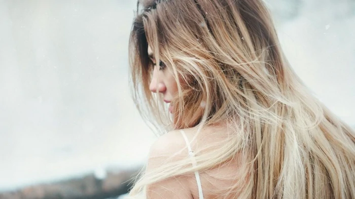 Деньги на ветер: парикмахер назвала средство для волос, которое не работает Деньги на ветер: парикмахер назвала средство для волос, которое не работает