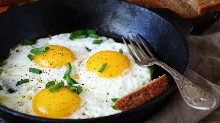 Как хорошо пожарить яйца: о таком нестандартном методе мало кто знает Как хорошо пожарить яйца: о таком нестандартном методе мало кто знает