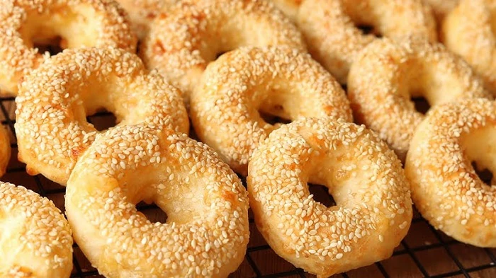 Сырные булочки с кунжутом: рецепт вкусной выпечки