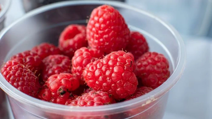 Лучшие способы замораживания малины, чтобы она не потеряла вкус