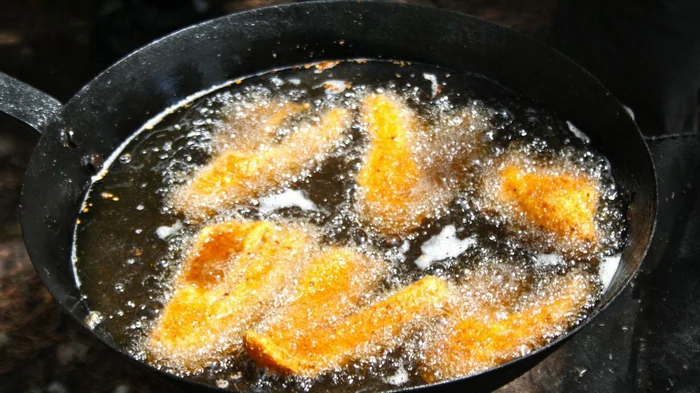 Бабушкин секрет работает лучше дорогих антипригарных сковородок: как правильно жарить рыбу Бабушкин секрет работает лучше дорогих антипригарных сковородок: как правильно жарить рыбу