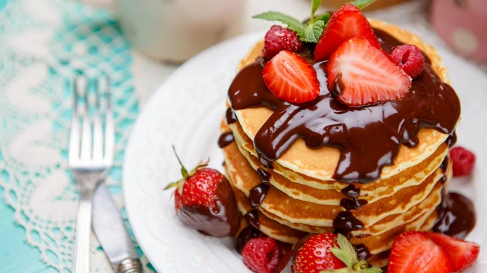 Если оладьи надоели: нежнейшие американские панкейки за 15 минут