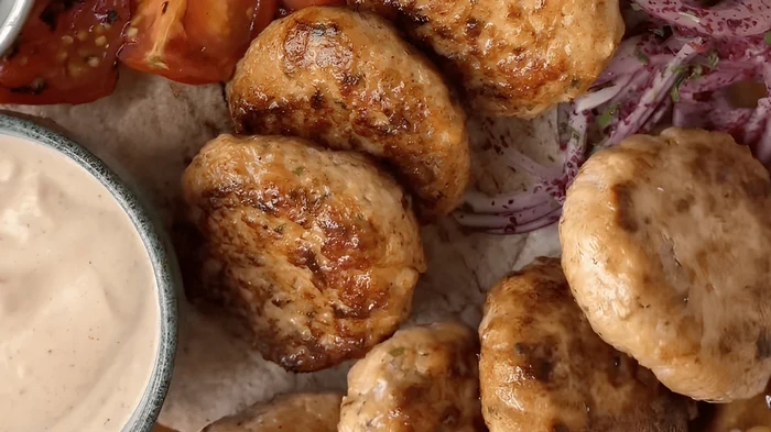 Рецепт куриной кафты — как приготовить сочное восточное блюдо