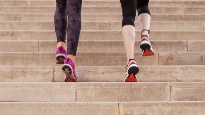 Доступно каждому: врач сказала, что реально укрепит ноги и кости