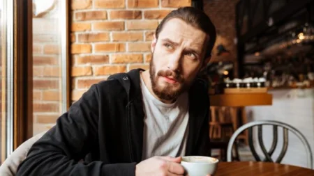 Ненадежный и ужасный: 12 черт мужчины, который превратит вашу жизнь в ад